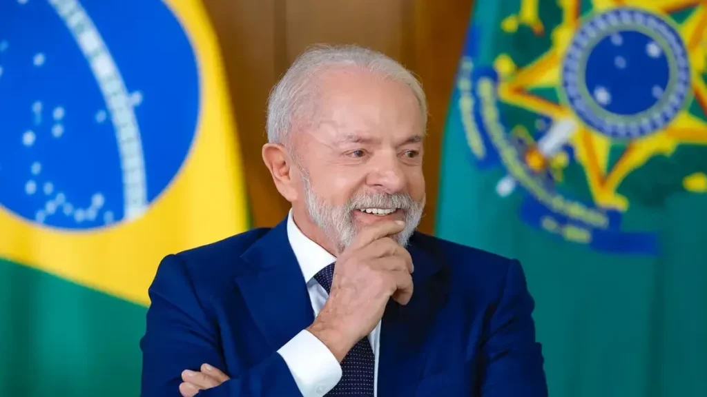Lula em Manaus: Entrega 576 Casas Populares e Anuncia Investimentos Econômicos no Amazonas