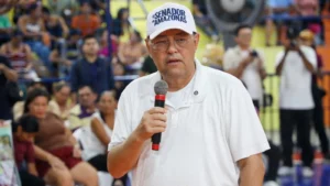 Eduardo Braga inaugura ginásio e fiscaliza obras em Parintins com foco em infraestrutura e saúde