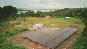 Energia limpa no Amazonas elimina uso de diesel e transforma comunidade indígena
