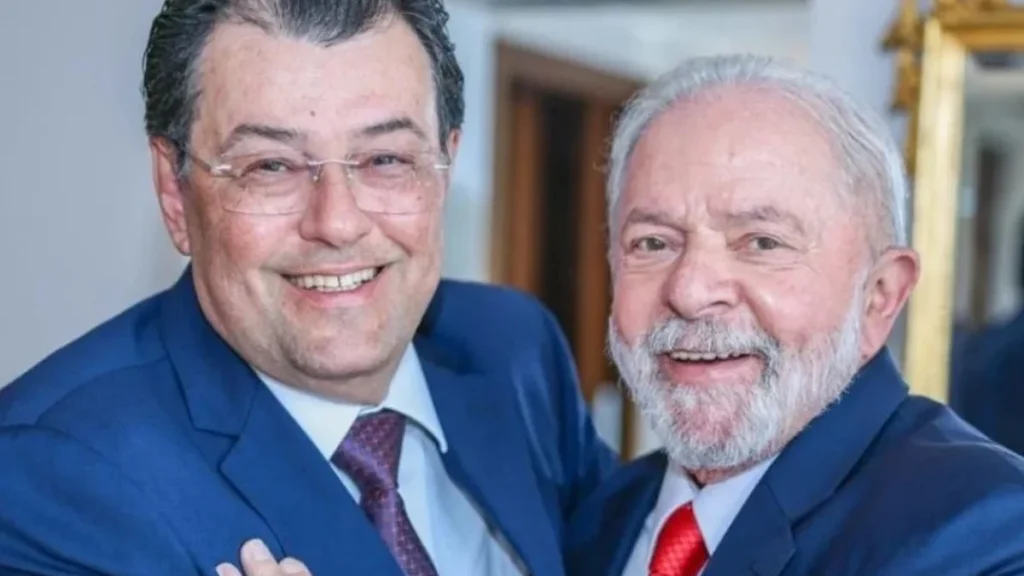 Lula visita Manaus para fortalecer alianças e impulsionar investimentos no Amazonas Lula visita Manaus para fortalecer alianças e impulsionar investimentos no Amazonas