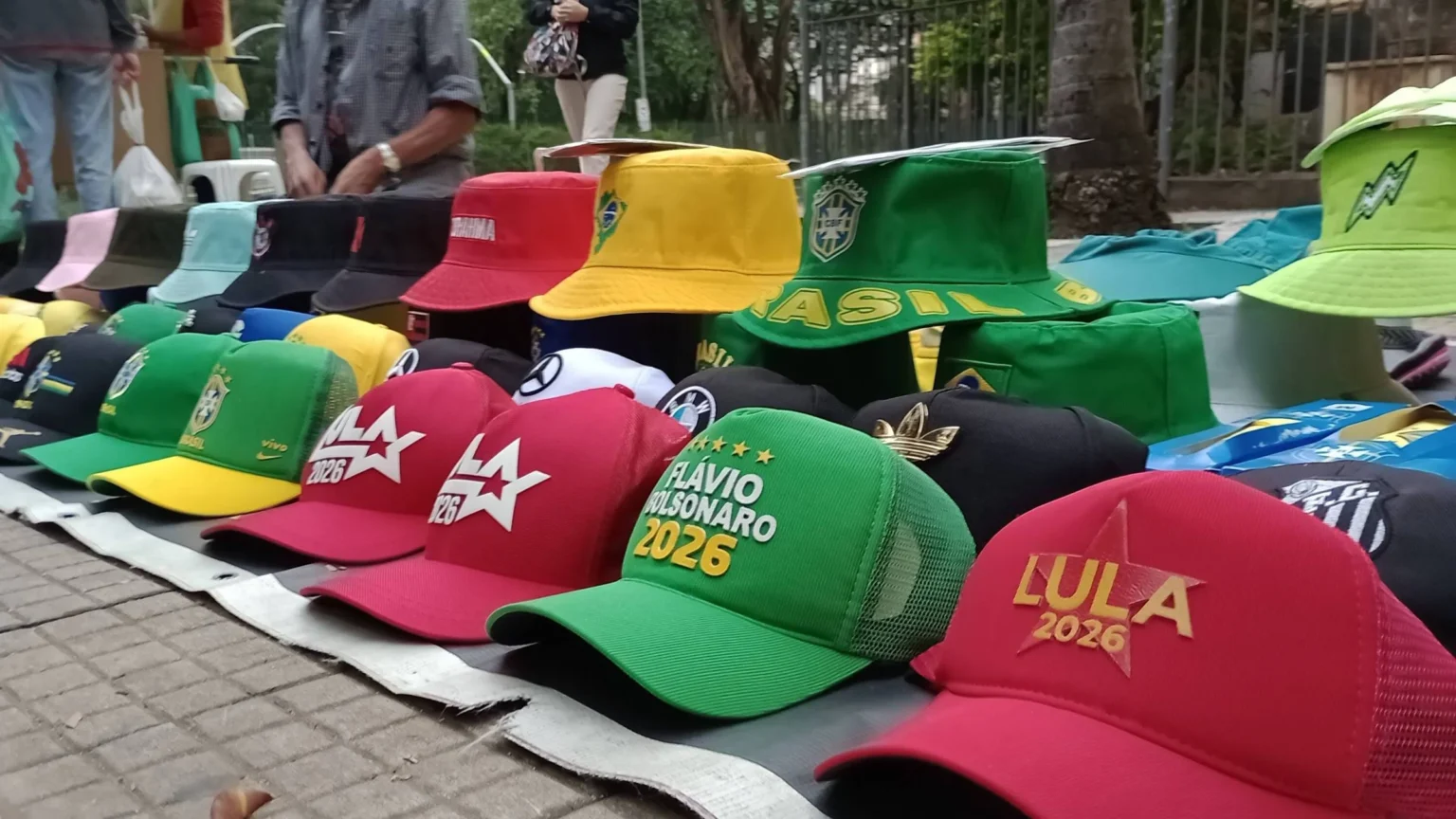 Erro em Pesquisa Eleitoral de Santa Catarina Inclui Municípios do Maranhão e Gera Questionamentos