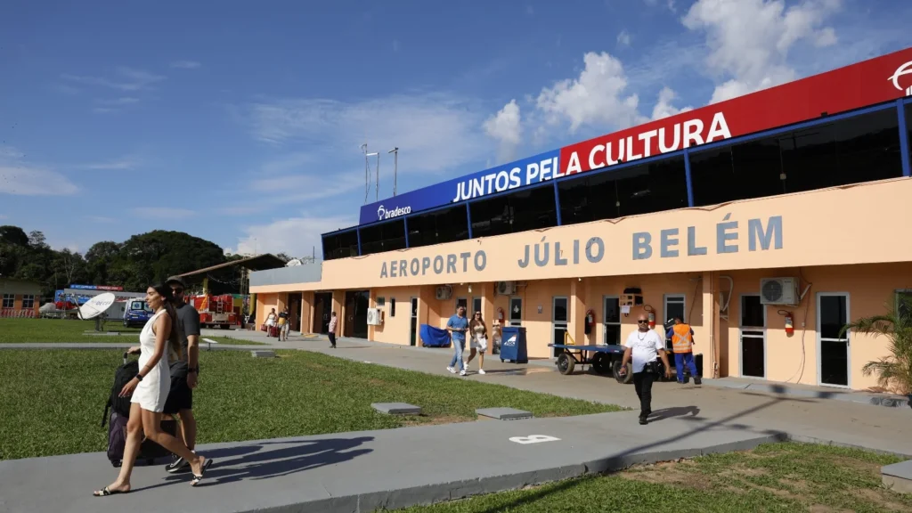 Festival de Parintins 2024: 5 Itens Tecnológicos Essenciais para Aproveitar a Festa