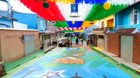 ‘Rua da Copa’ da Compensa transmite estreia da Seleção Brasileira com festa em Manaus