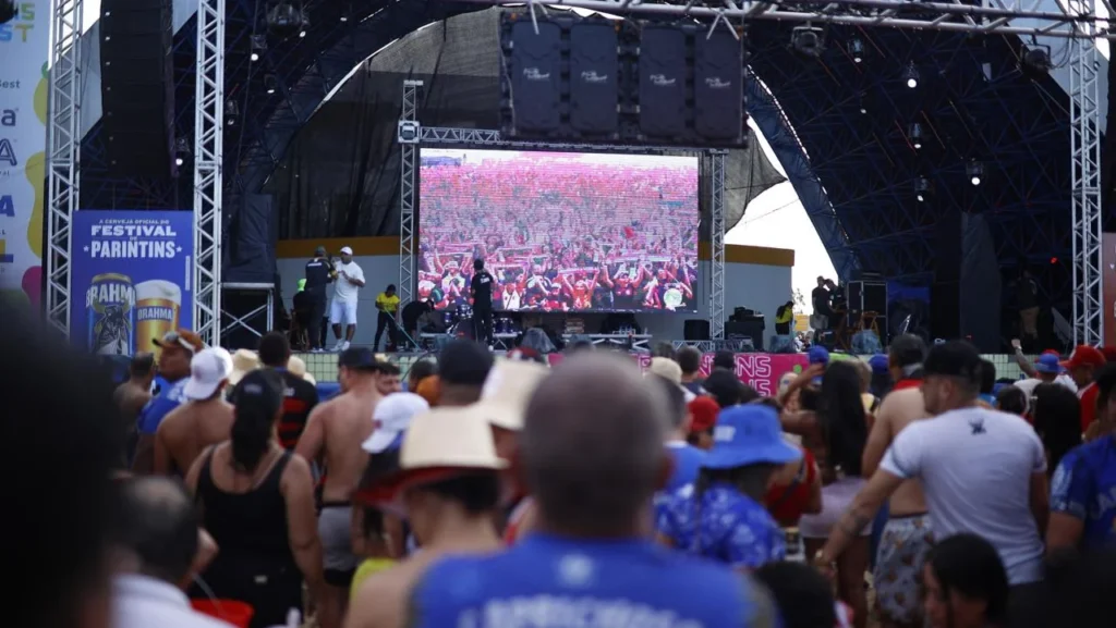 Parintins Fun Fest 2026: Transmissão de Brasil x Escócia e Programação Completa na Praça Digital