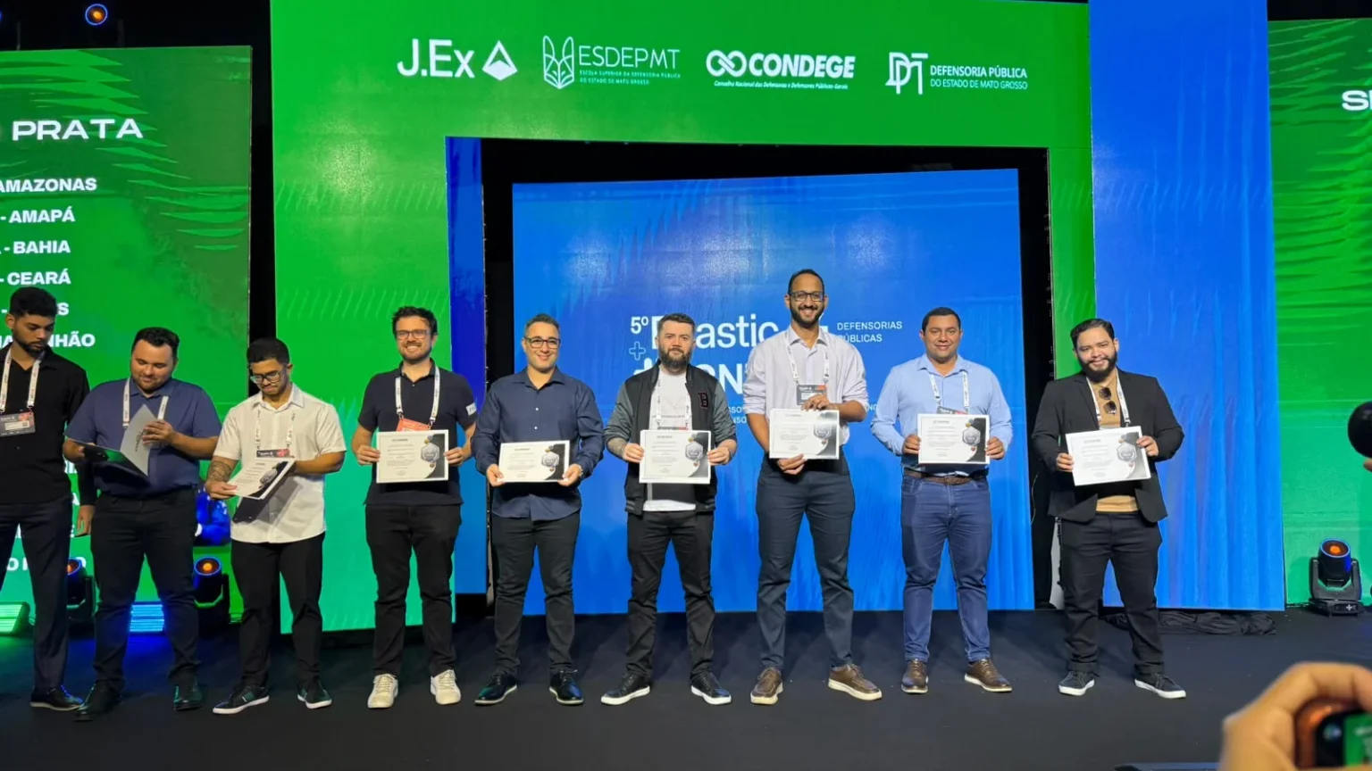 Defensoria do Amazonas recebe Selo Prata de Maturidade Digital em Congresso Nacional