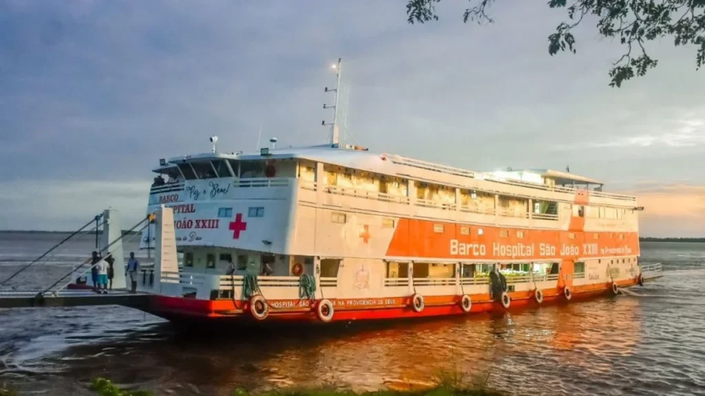 Atendimento de Saúde Reforçado para o Festival de Parintins: Estrutura Completa para Segurança dos Visitantes Atendimento de Saúde Reforçado para o Festival de Parintins: Estrutura Completa para Segurança dos Visitantes