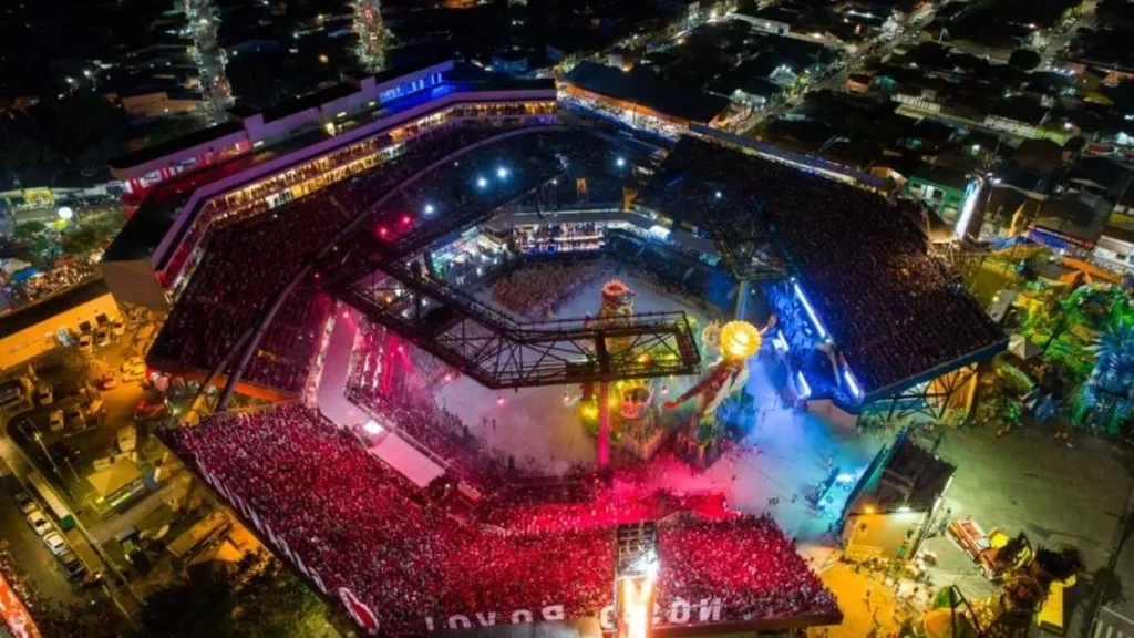 Caprichoso e Garantido elevam segunda noite de Parintins 2026 com tradição, tecnologia e emoção
