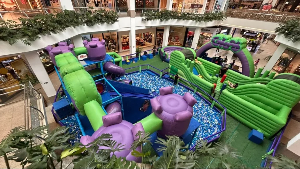 Arena Gloob chega ao Amazonas Shopping como opção de férias para crianças em Manaus