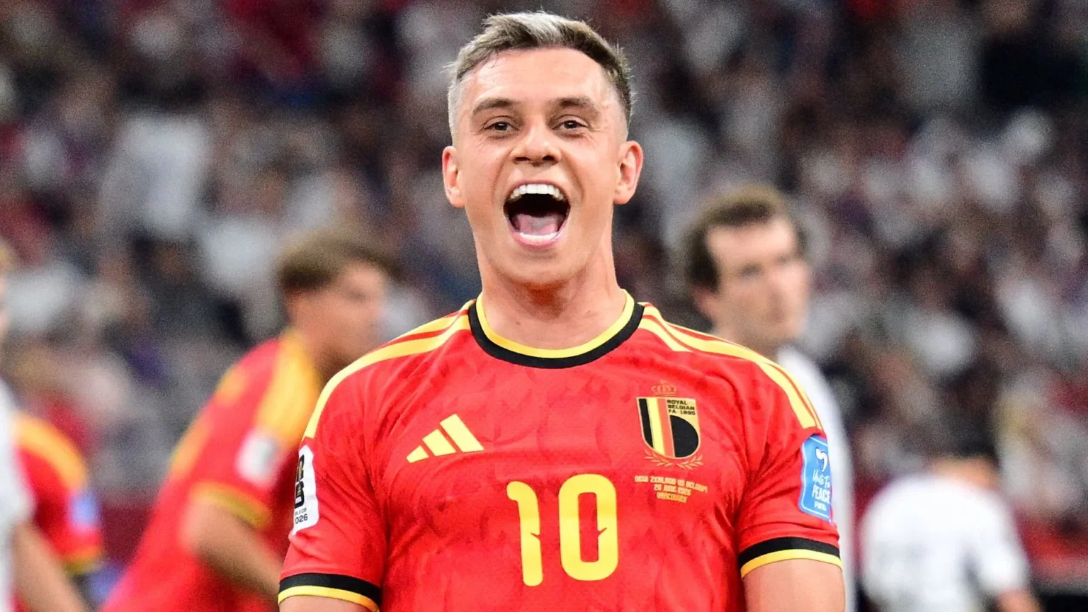 Beşiktaş mira Leandro Trossard e Nübel para reforçar elenco em 2024