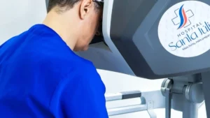 Cirurgia robótica em Manaus alcança 12 procedimentos em 14 dias e amplia acesso à tecnologia